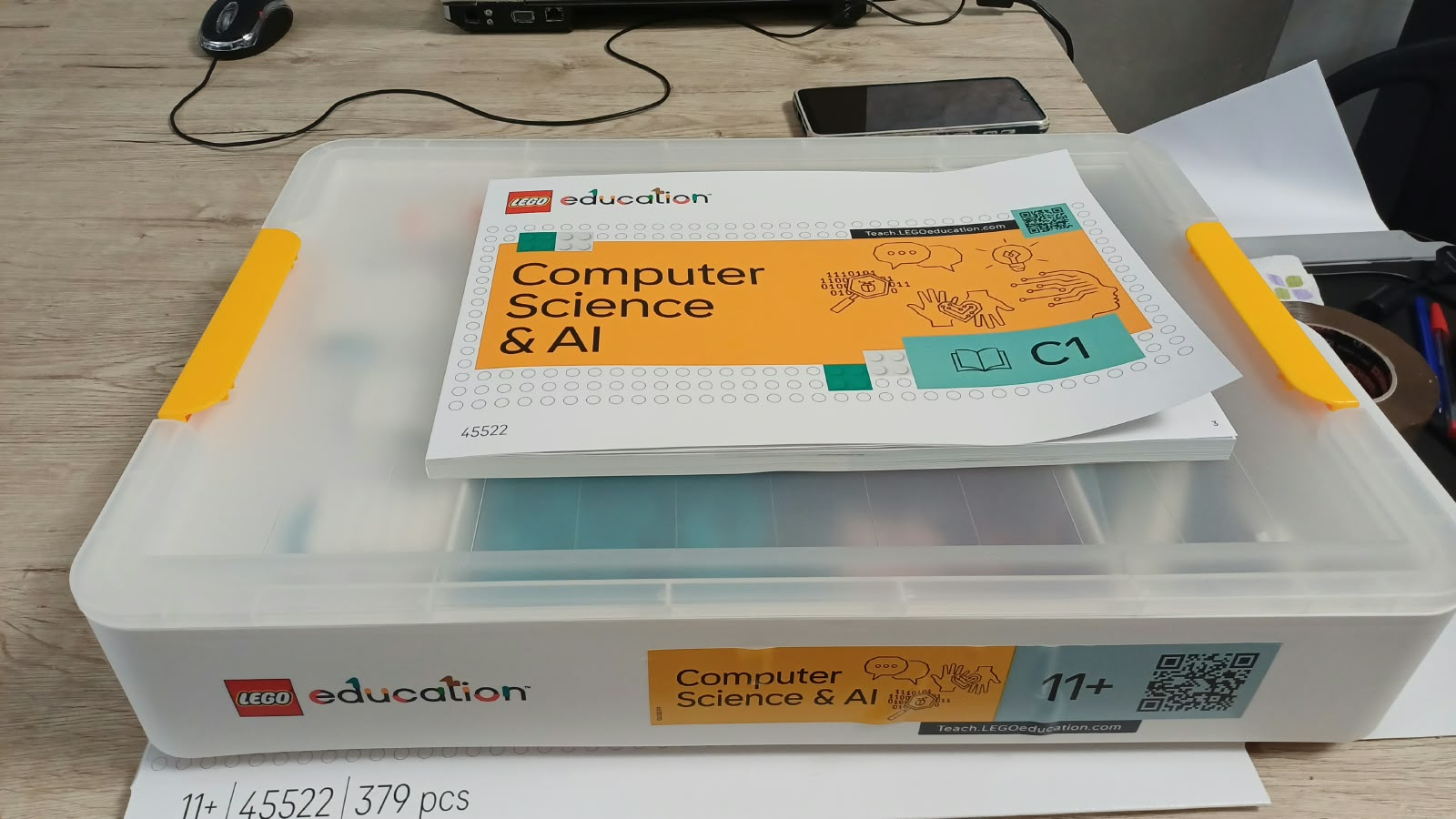Kit LEGO Education Computer Science & AI (45522), 11+, 379 peças, com material didático C1